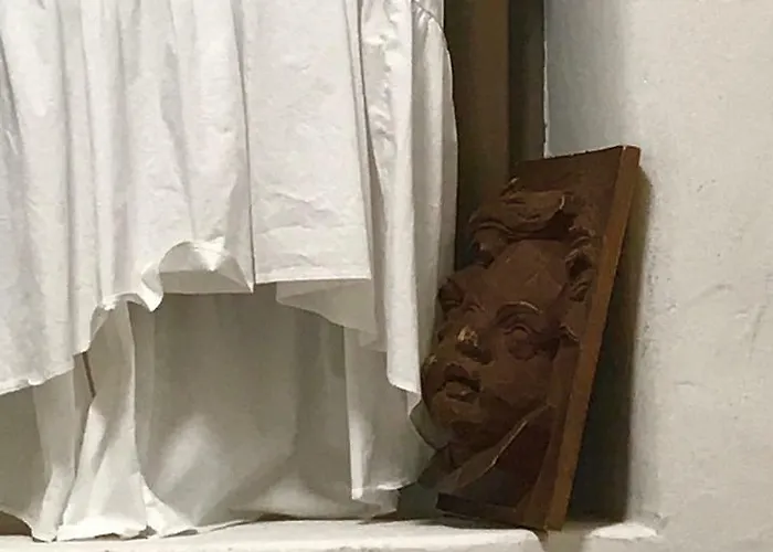 Summer House Daire Bovec