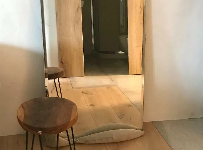 Summer House Daire Bovec